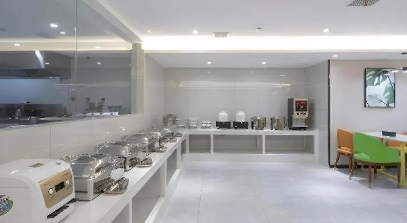 Greentree Inn Express Shangqiu Beihai Road South Railway Station