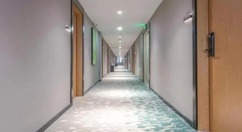 Greentree Inn Express Shangqiu Beihai Road South Railway Station Hotel